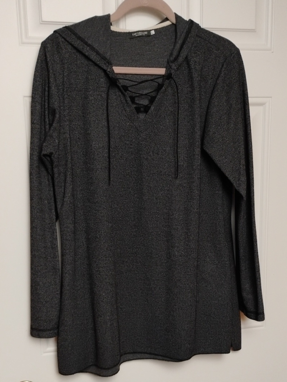 EARTHBOUND Charcoal Gray Lace-Up Hooded Long Sleeve Tunic
